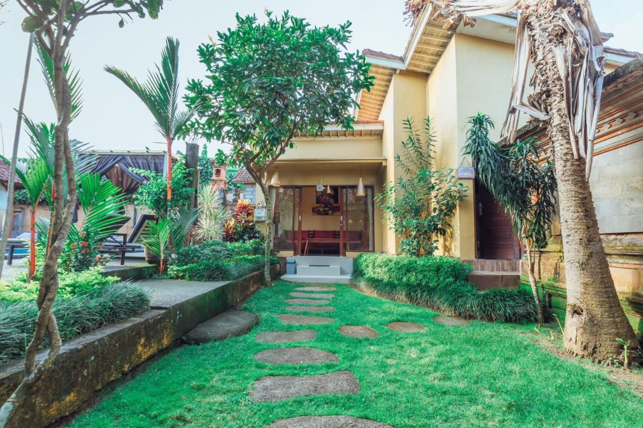 Kutuh Affittacamere 4*